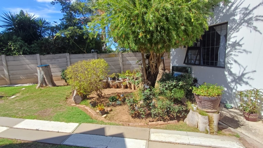 5 Bedroom Property for Sale in Vanes Estate Eastern Cape